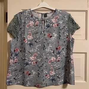 Floral Lace Detail Blouse